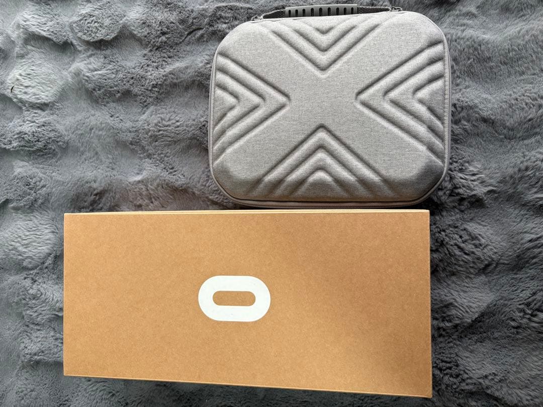  Quest 2 VRヘッドセット 美品　オキュラスクエスト