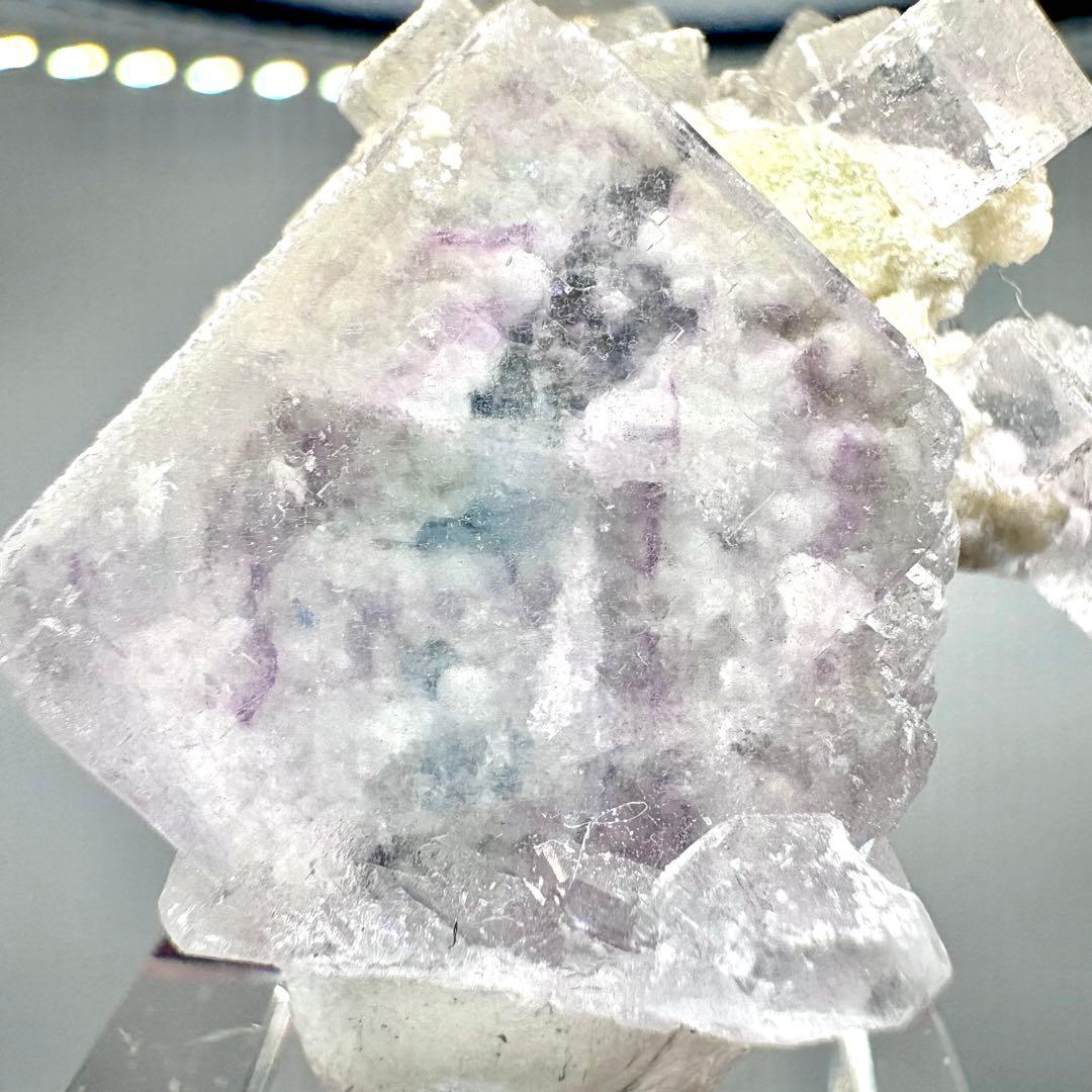 608 中国 広西チワン族自治区産 フローライト