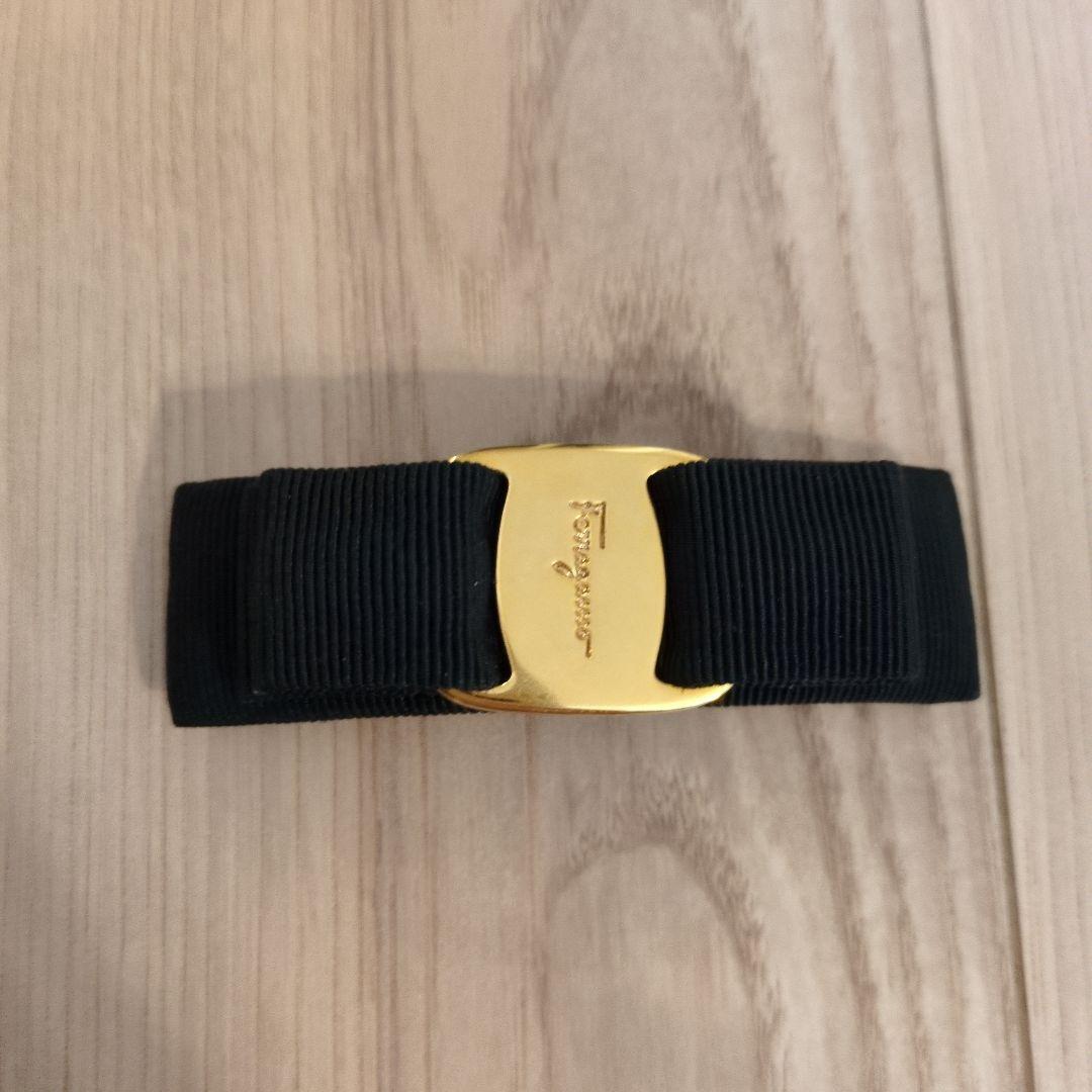 Salvatore Ferragamo ブラックリボンヘアクリップ