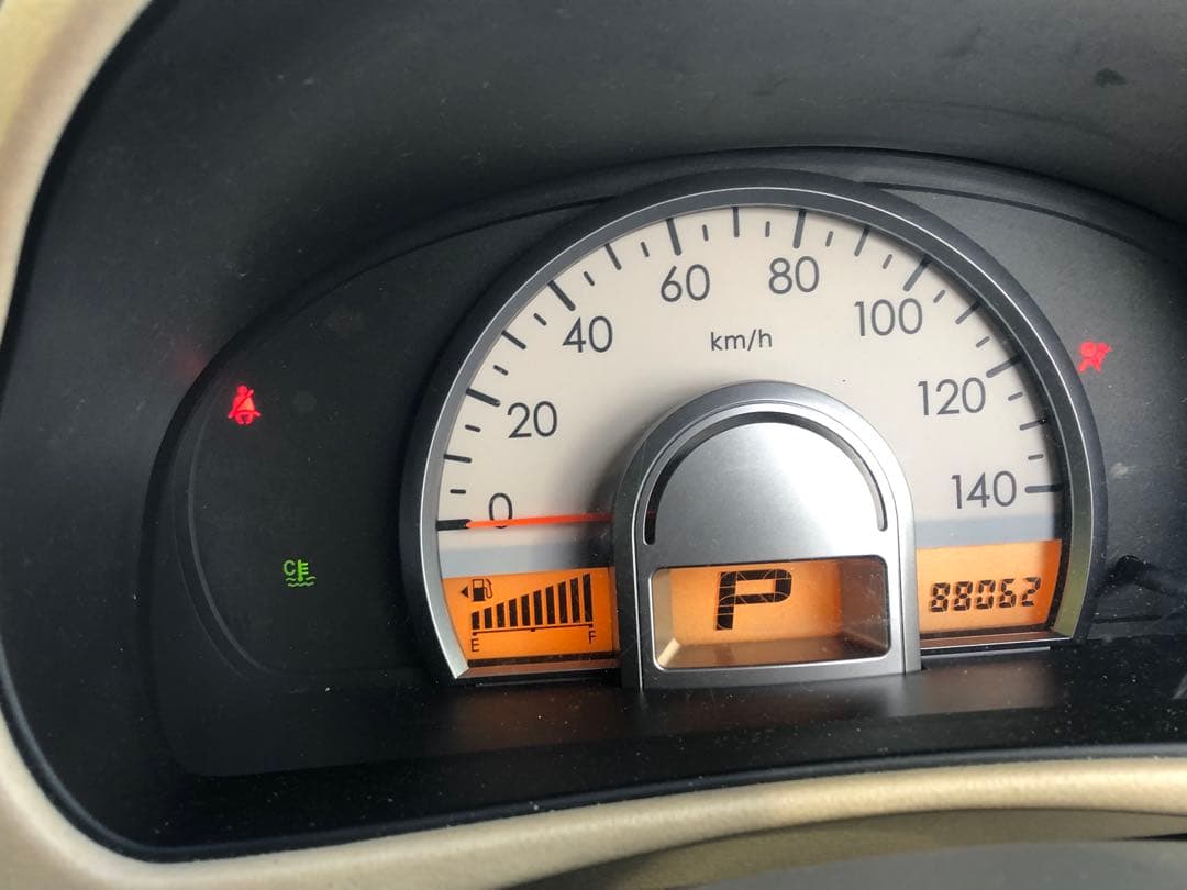 スズキ　MRワゴン