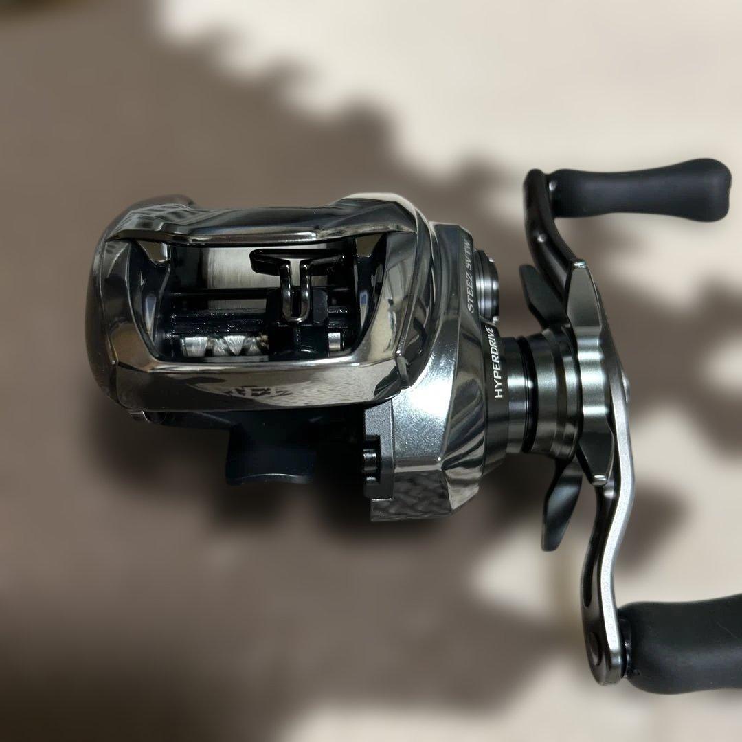 【未使用】ダイワ スティーズSV TW 100XHL 左ハンドル