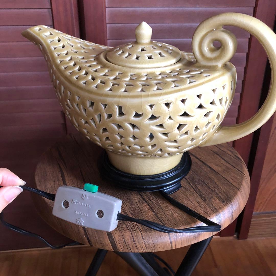 陶器製 魔法のランプ型 テーブルランプ 照明 ライト