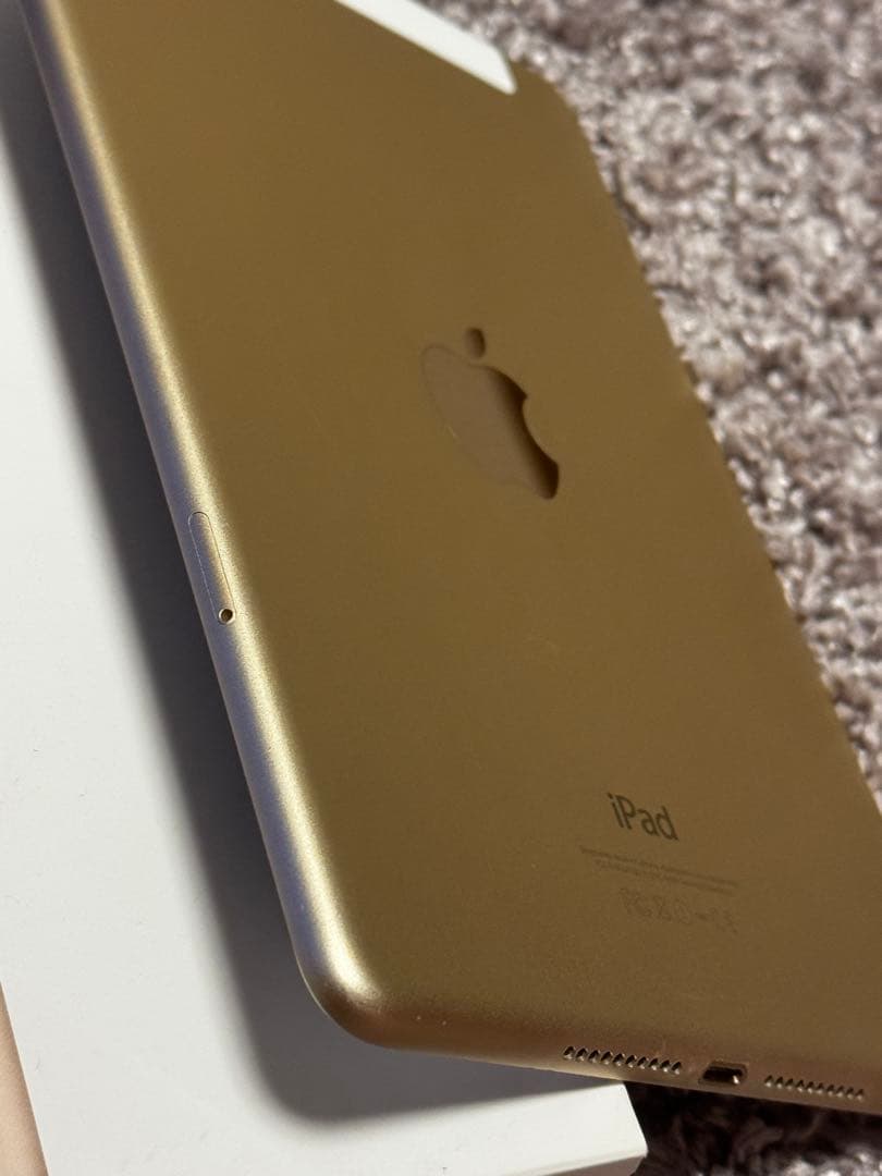 iPad mini4 MNWG2J/A 32GB セルラー