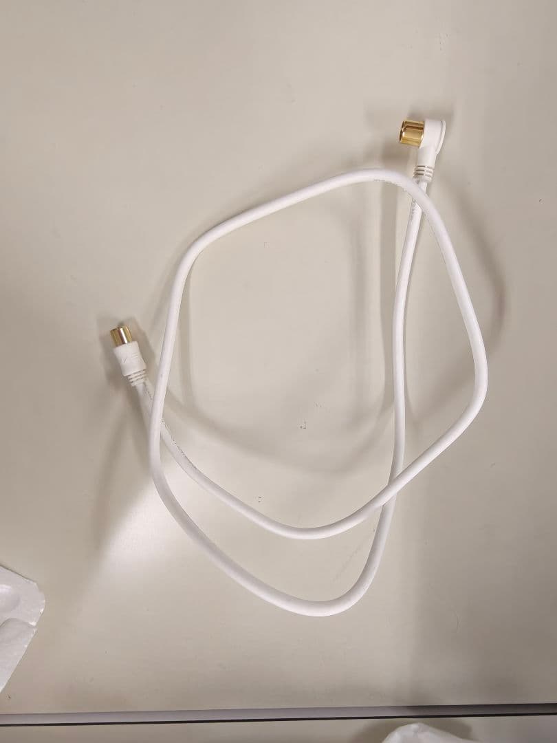 FUNAI FL-32H1010 32インチ液晶テレビ 本体