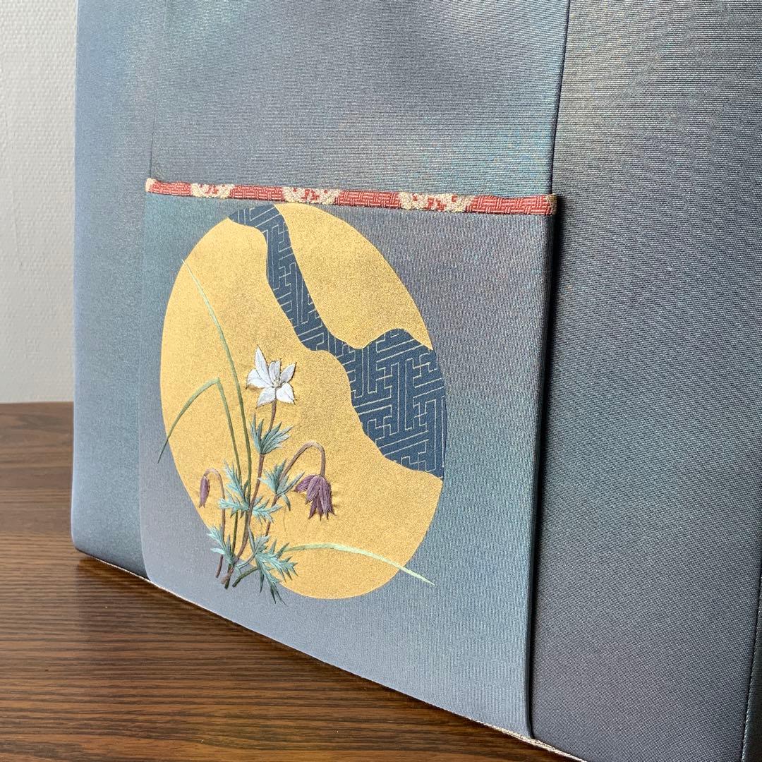 金色の満月に刺繍のお花　帯　リメイク　胡桃皮ハンドルバッグ