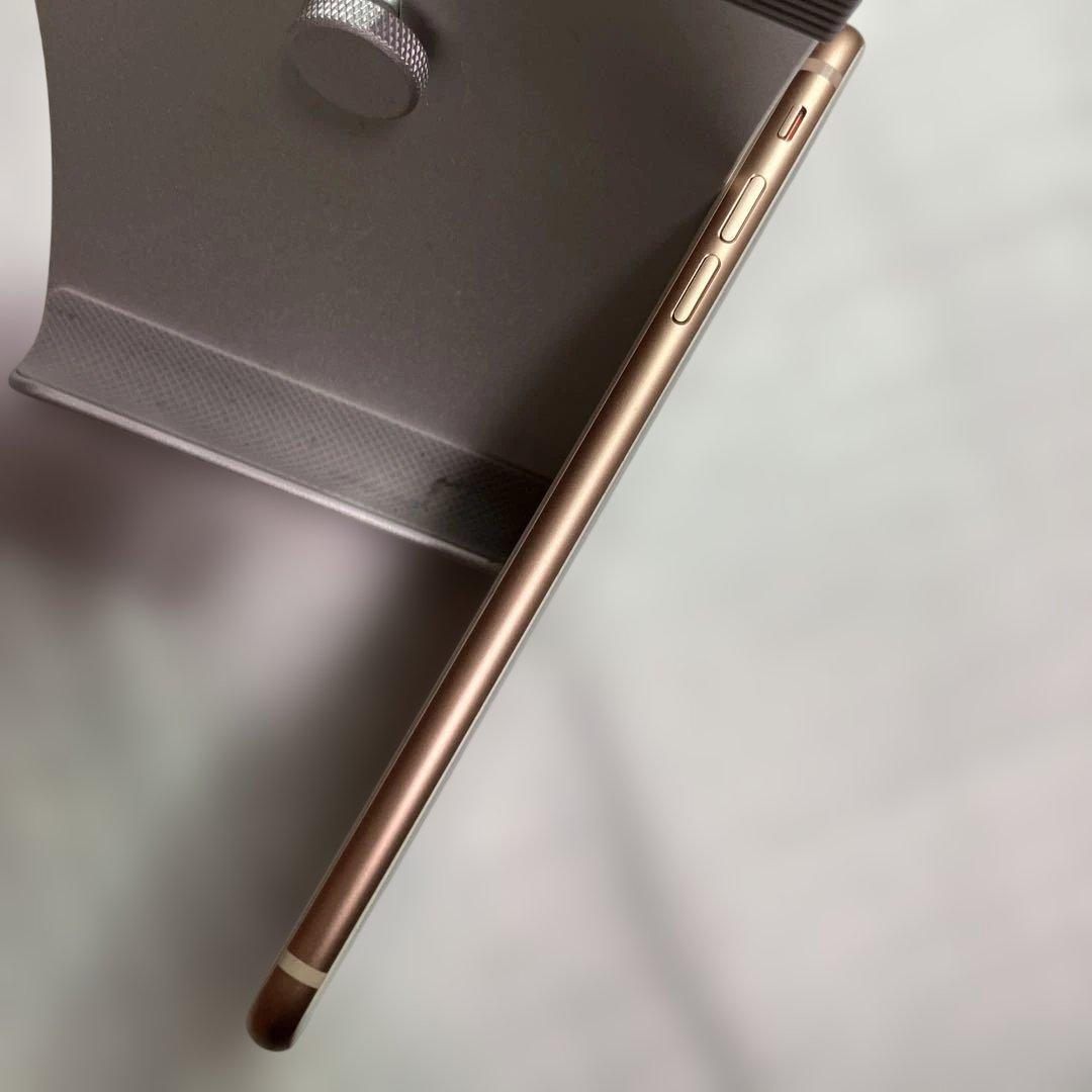 iPhone 8 Plus ゴールド 64G