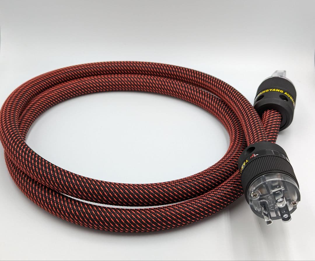 電源ケーブル　3pプラグ　オーディオアンププラグ、古河電気純銅線材を採用1.5m