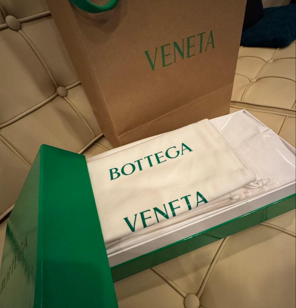 BOTTEGA VENETA イエローミュール