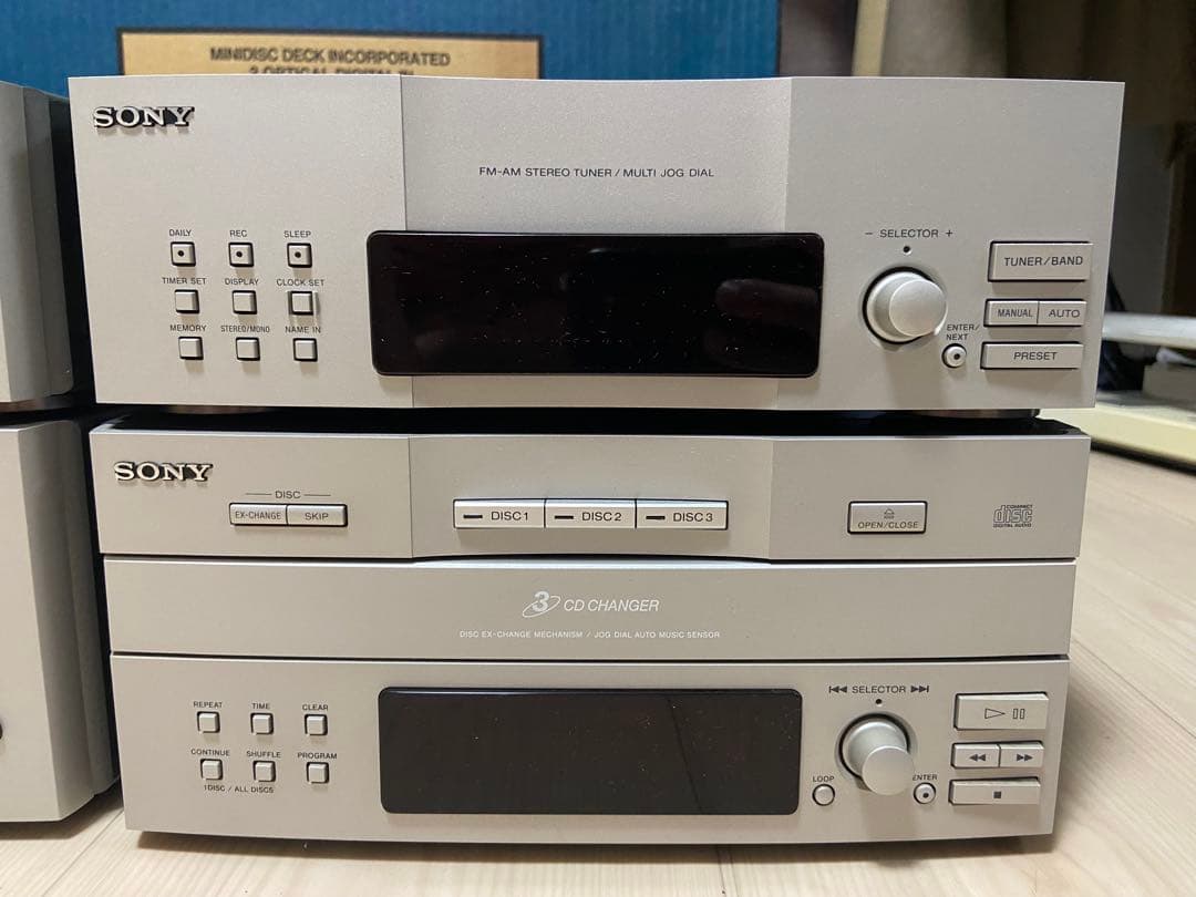 ①SONY MDコンポ　DHC-MD77 ジャンク品 ②スピーカーあります