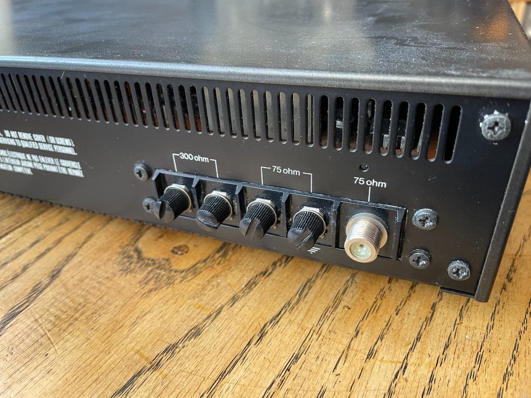 LUXMAN T-12 FMチューナー