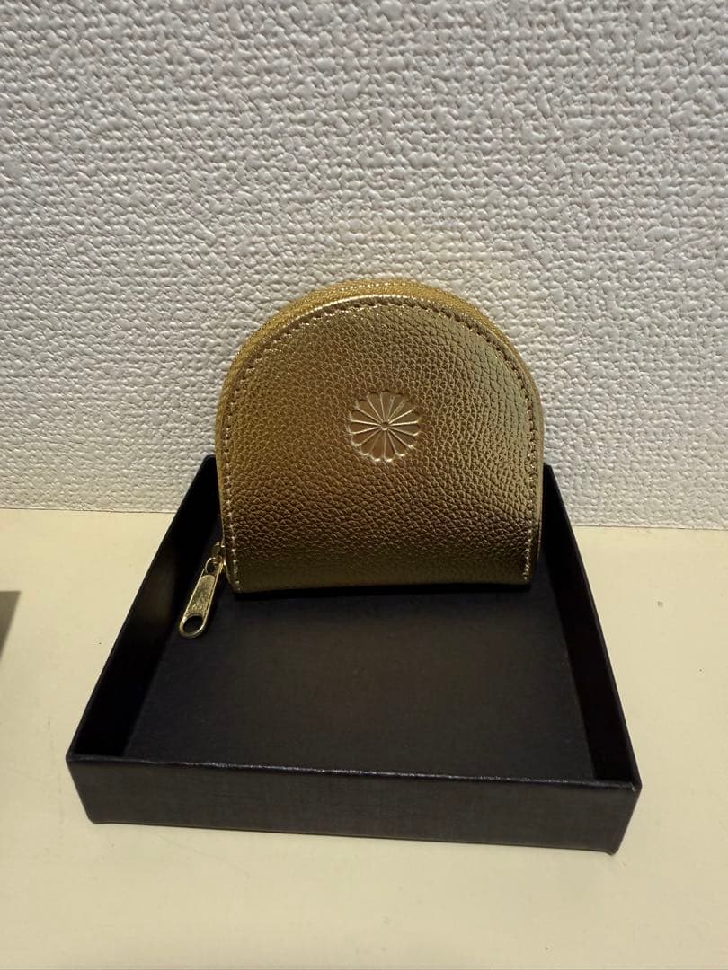 【即日発送】皇居財布 金色レザー小銭入れ 皇居限定 ゴールドケースレア