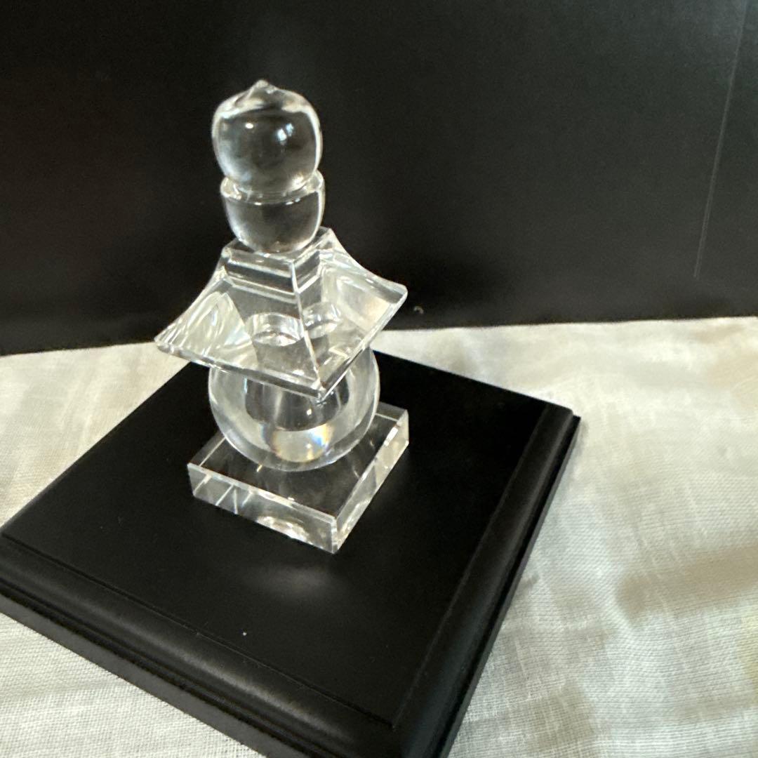 五輪塔　天然水晶　美術工芸品　伝統工芸品　証明書付き　風水　山梨県水晶美術彫刻