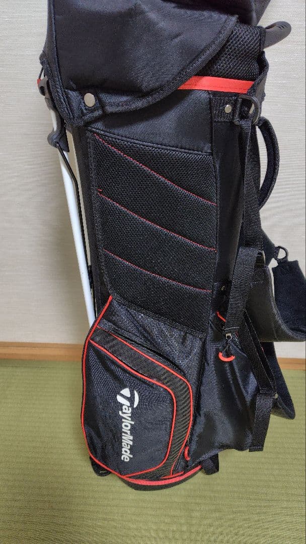TaylorMade ゴルフバッグ スタンド付き ブラック/レッド