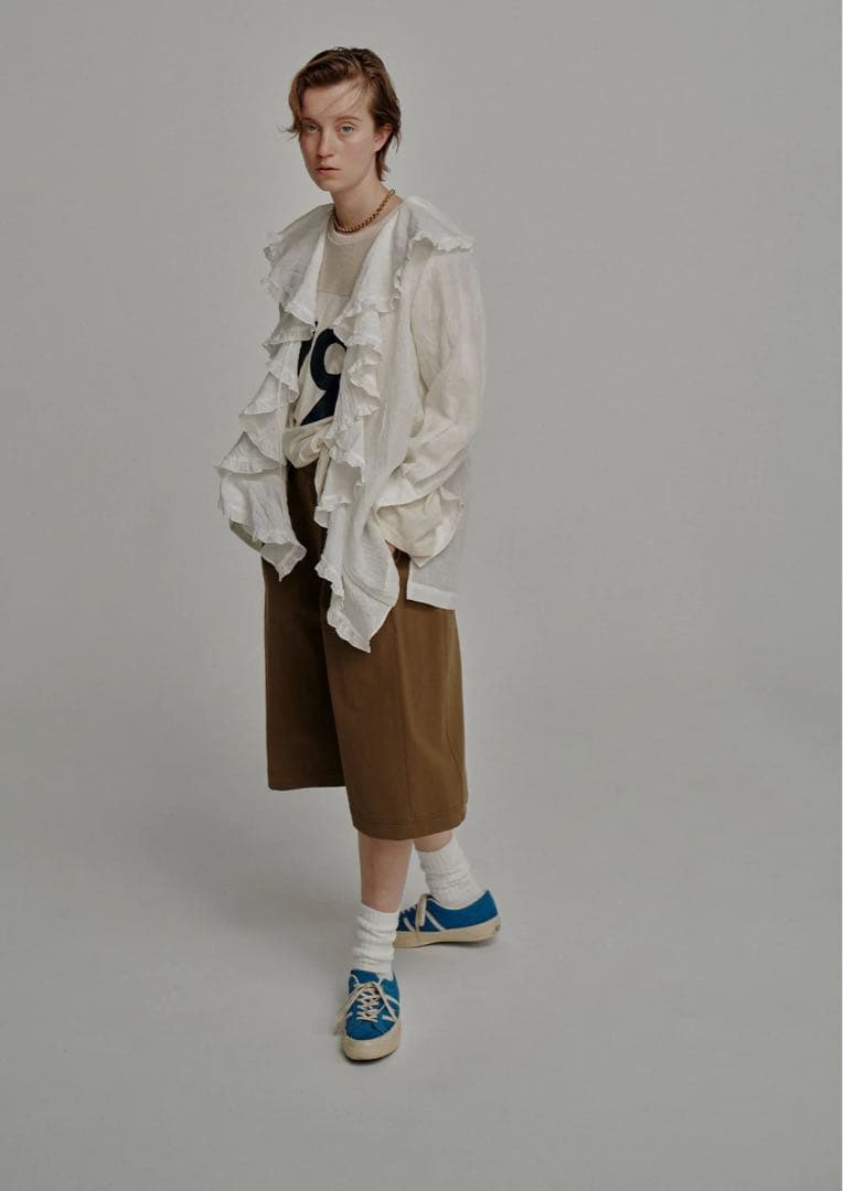 uhr ruffle frill shirt ラッフル　フリル　シャツ　新品