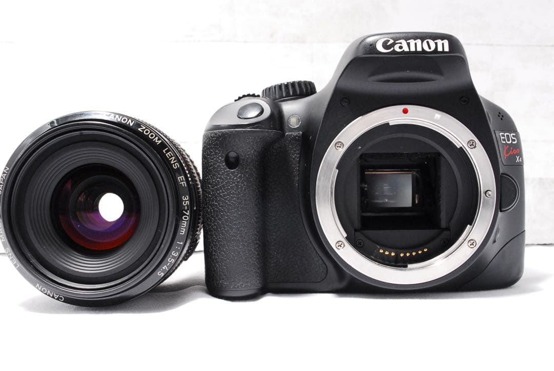 ‼️届いてすぐ使える‼️Canon Kiss X4 デジタル一眼レフカメラ