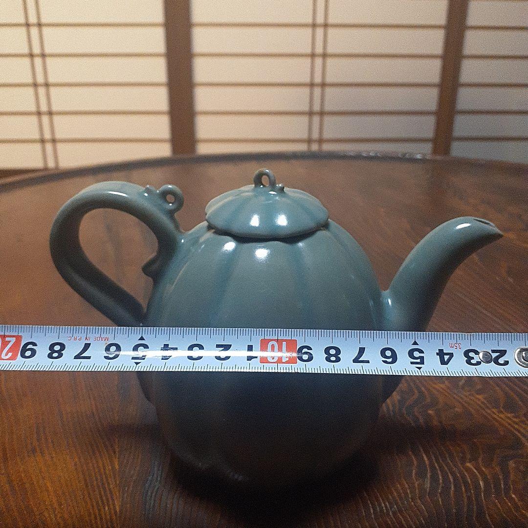11世紀髙麗青磁瓜型水注