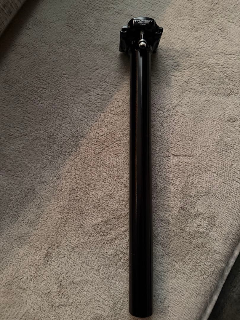 THOMSON Elite シートポスト 27.2 x 330mm