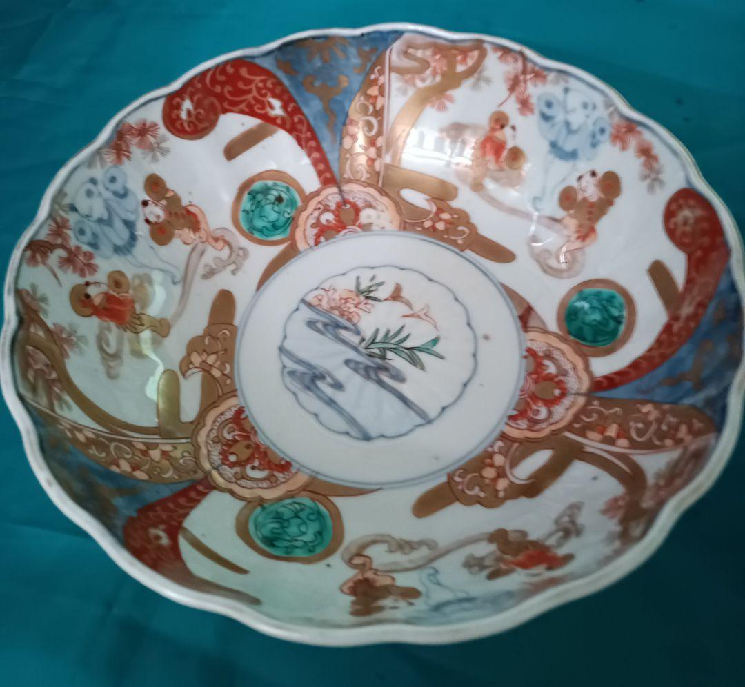 【古伊万里】　金彩染め付け　赤絵唐子人物絵　三ツ鉢揃い　菓子鉢　美術品　江戸期