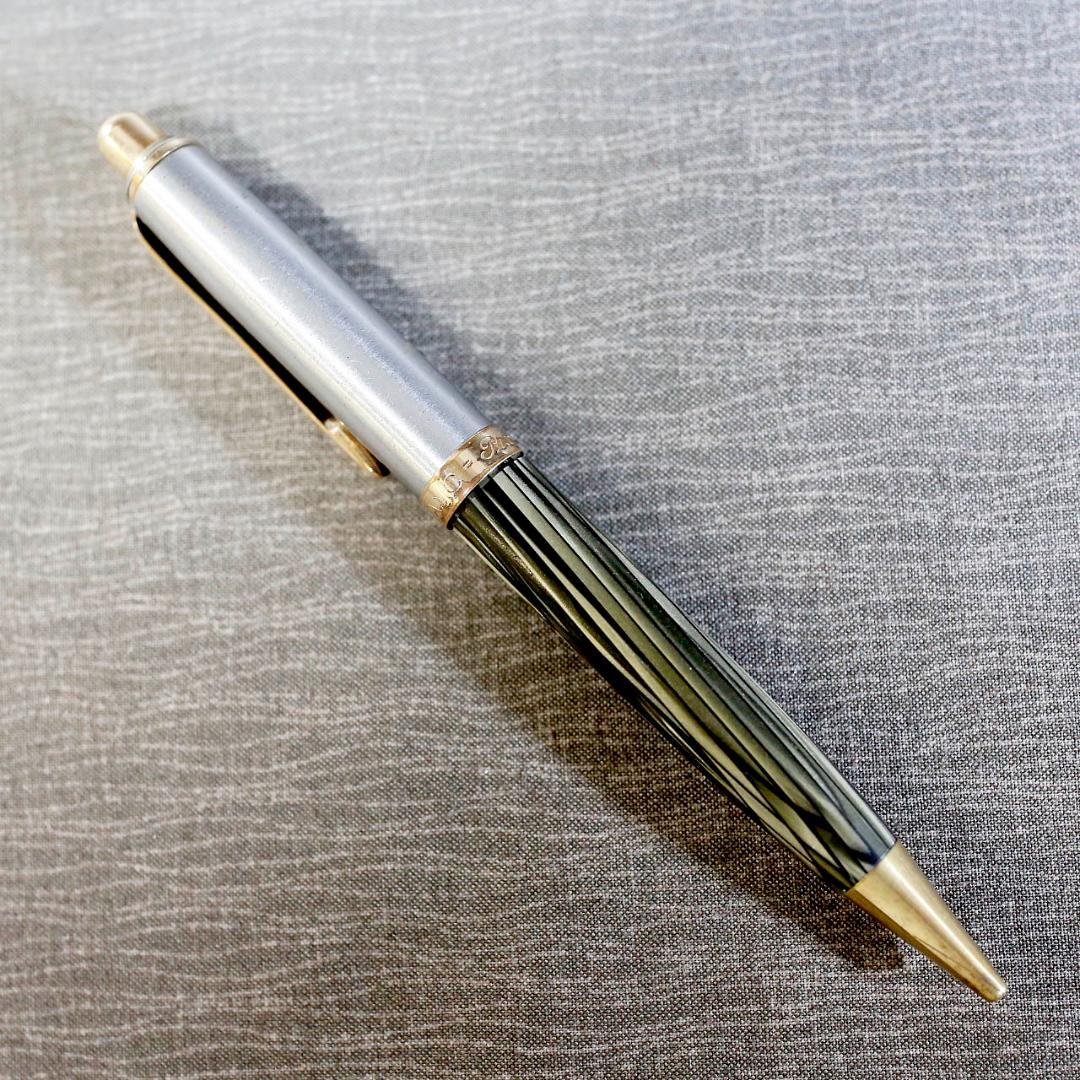 【レア】モンブラン シャープペン ６７２ ＰＩＸ グリーンストライプ