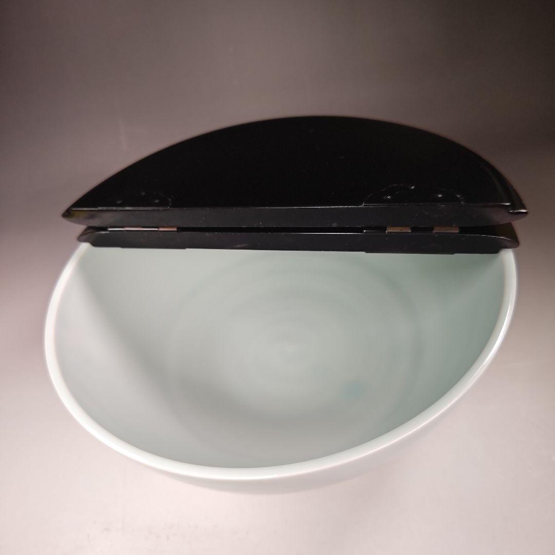 イ649 水指『林耕造』『青白磁　桐彫紋平水指　共箱』茶道具