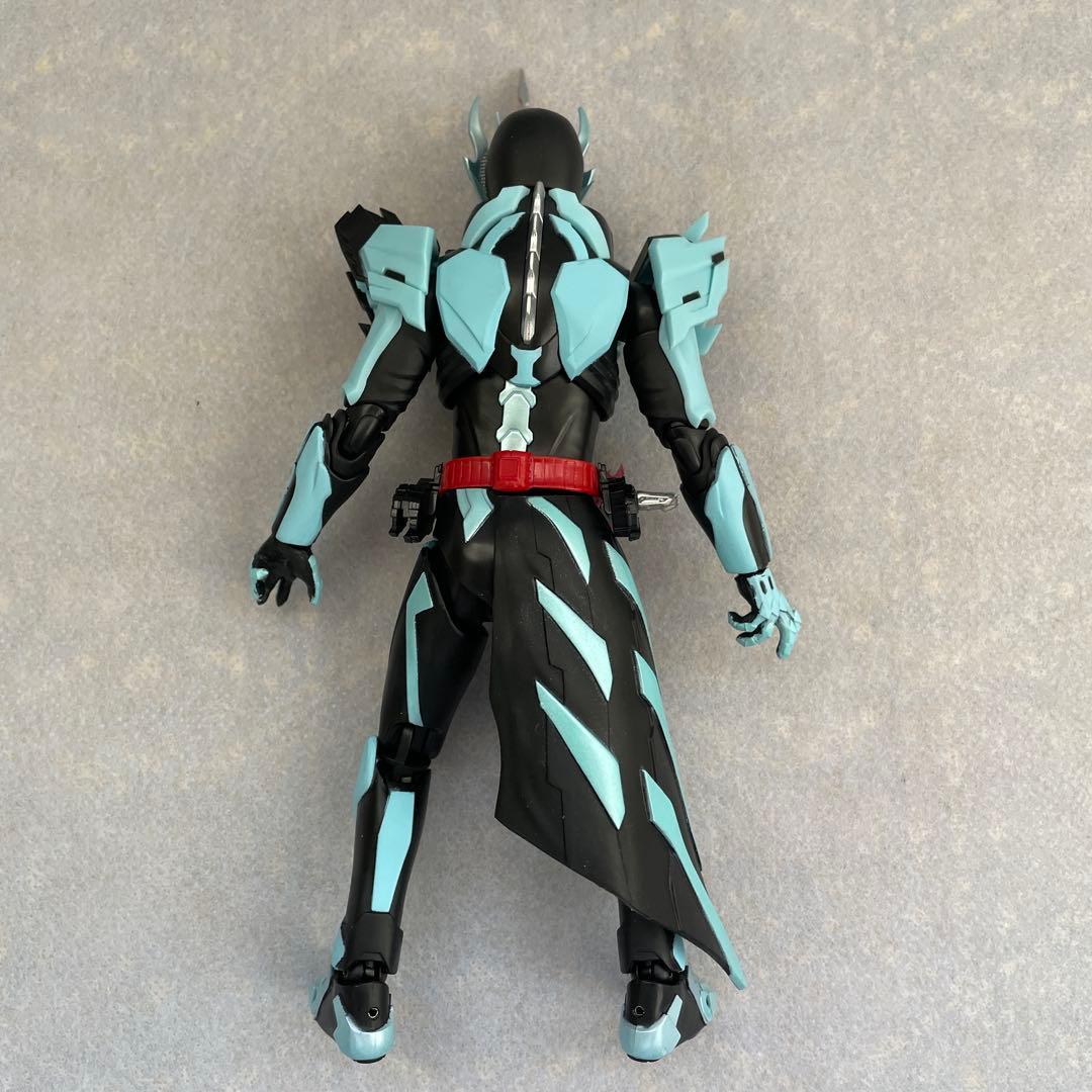 ノ*ン様 S.H.Figuartsフィギュアーツ 仮面ライダーセイバープリミティ