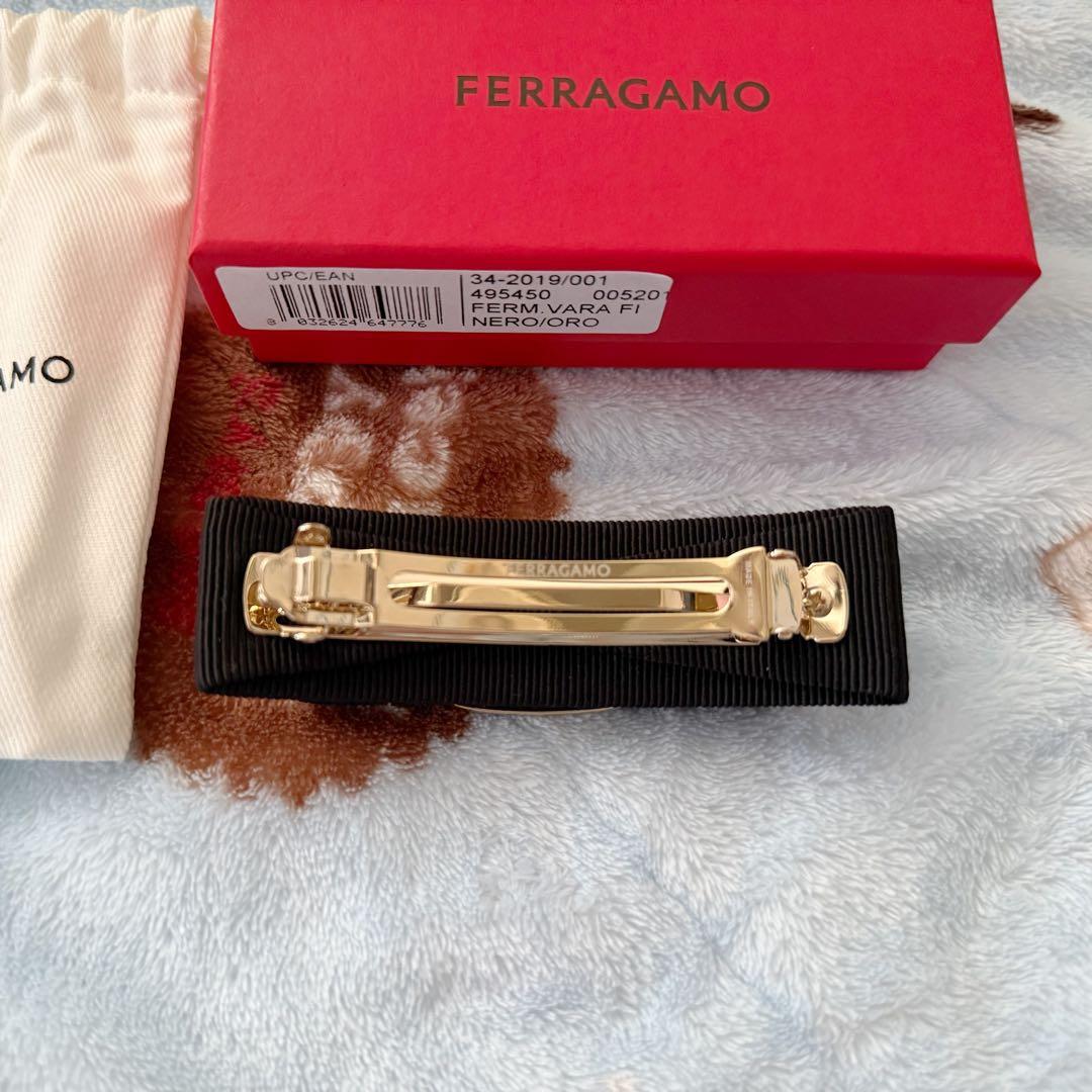 【新品・未使用品】Salvatore Ferragamo リボン　バレッタ