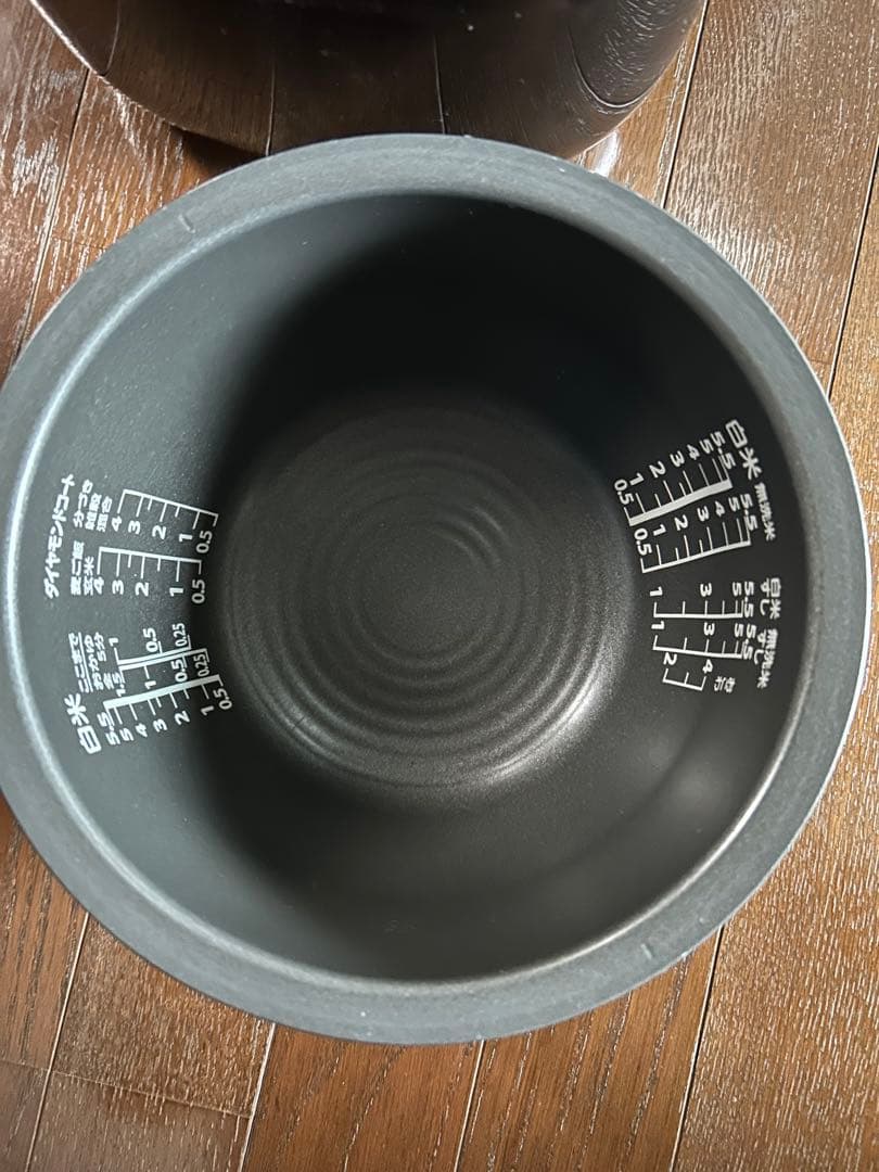 TOSHIBA 真空圧力IH炊飯器 RC-10VSP