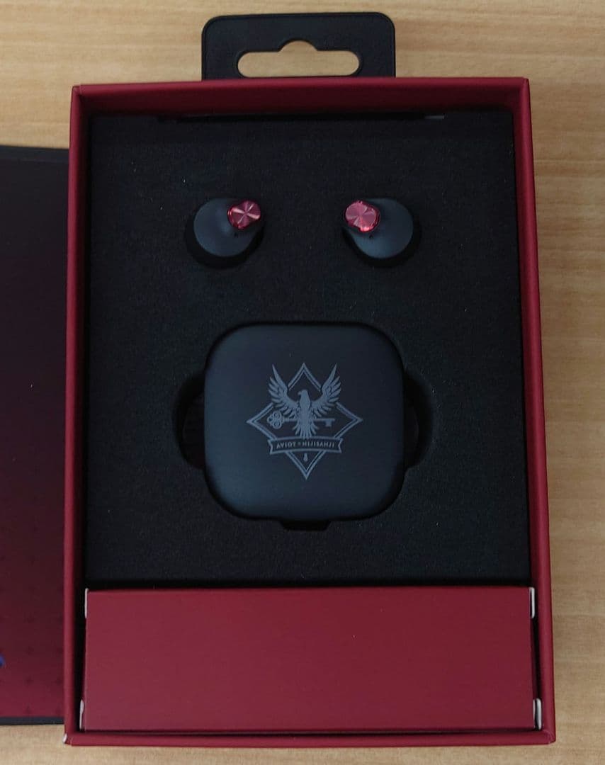 AVIOT ワイヤレスイヤホン にじさんじ ローレン・イロアス コラボモデル