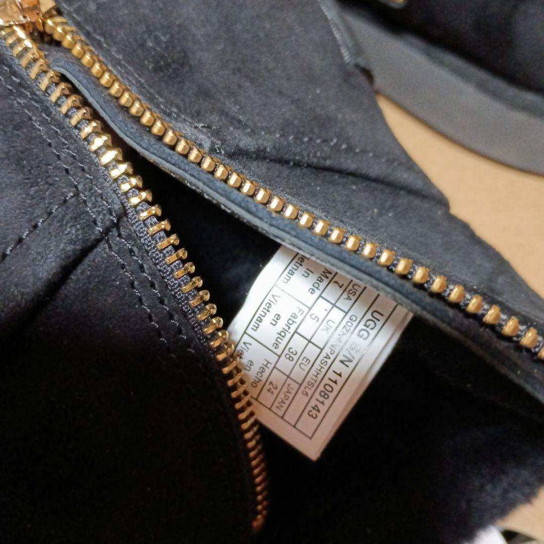 UGG ブラック ムートンブーツ ファスナー付き