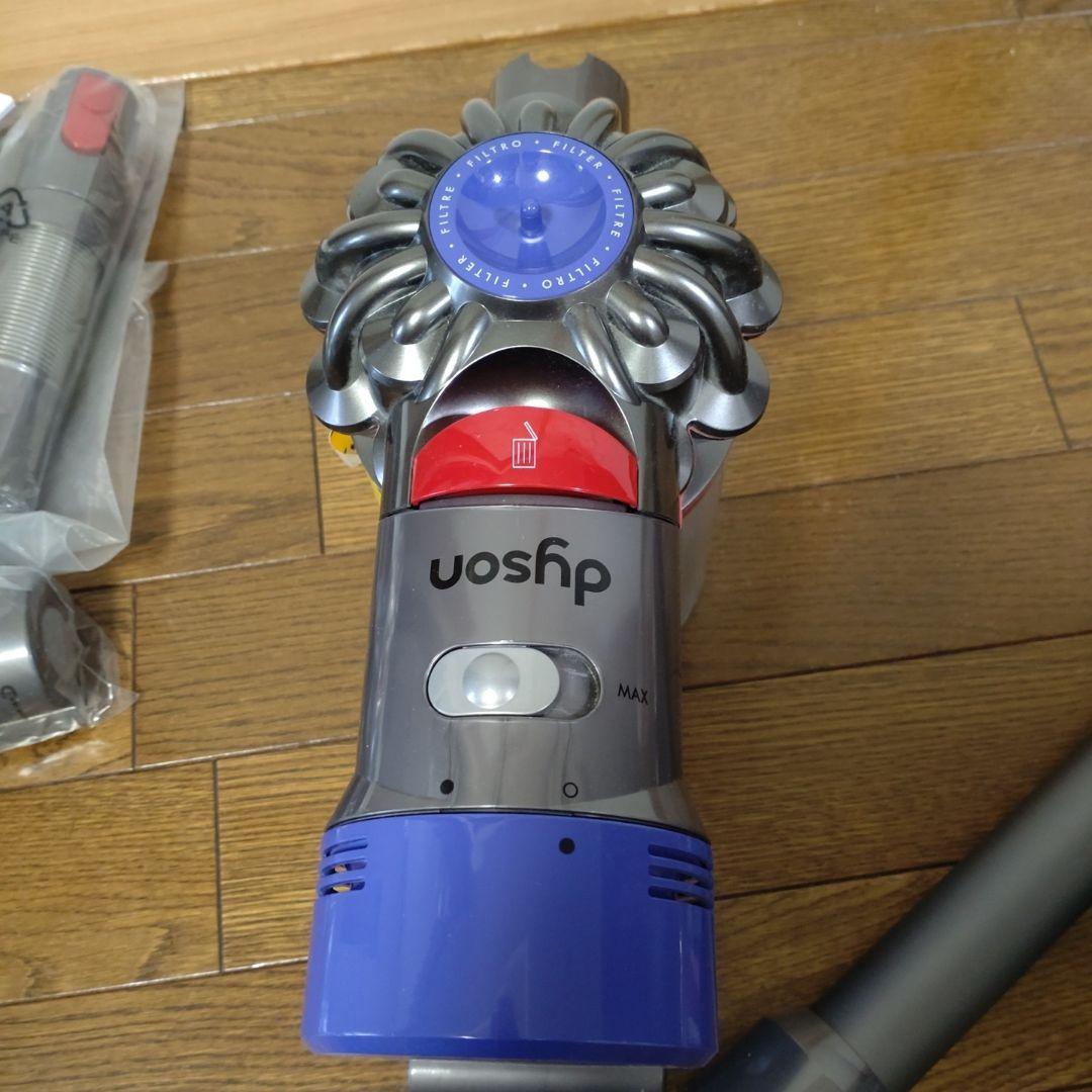 ダイソン Dyson　V8 Fluffy＋　付属品多数　専用台付き