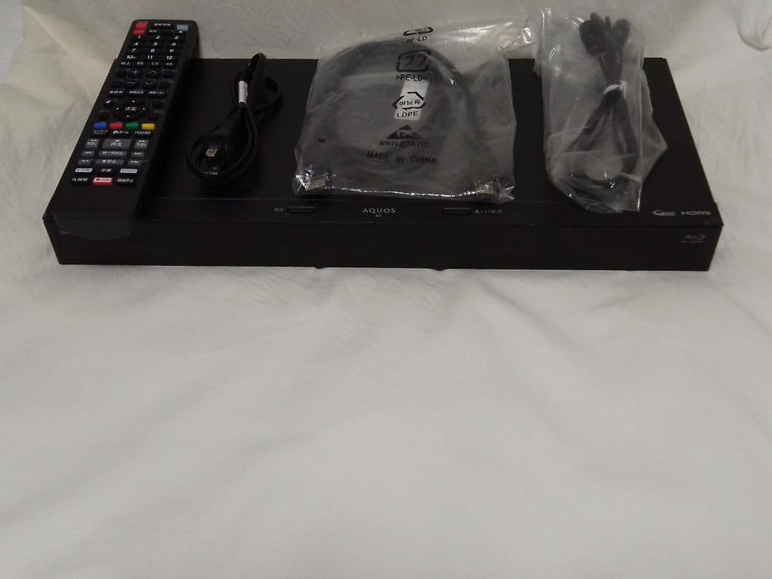 即発送！2024年購入！完動品!アクオス2B-C10EW1ブルーレイレコーダー