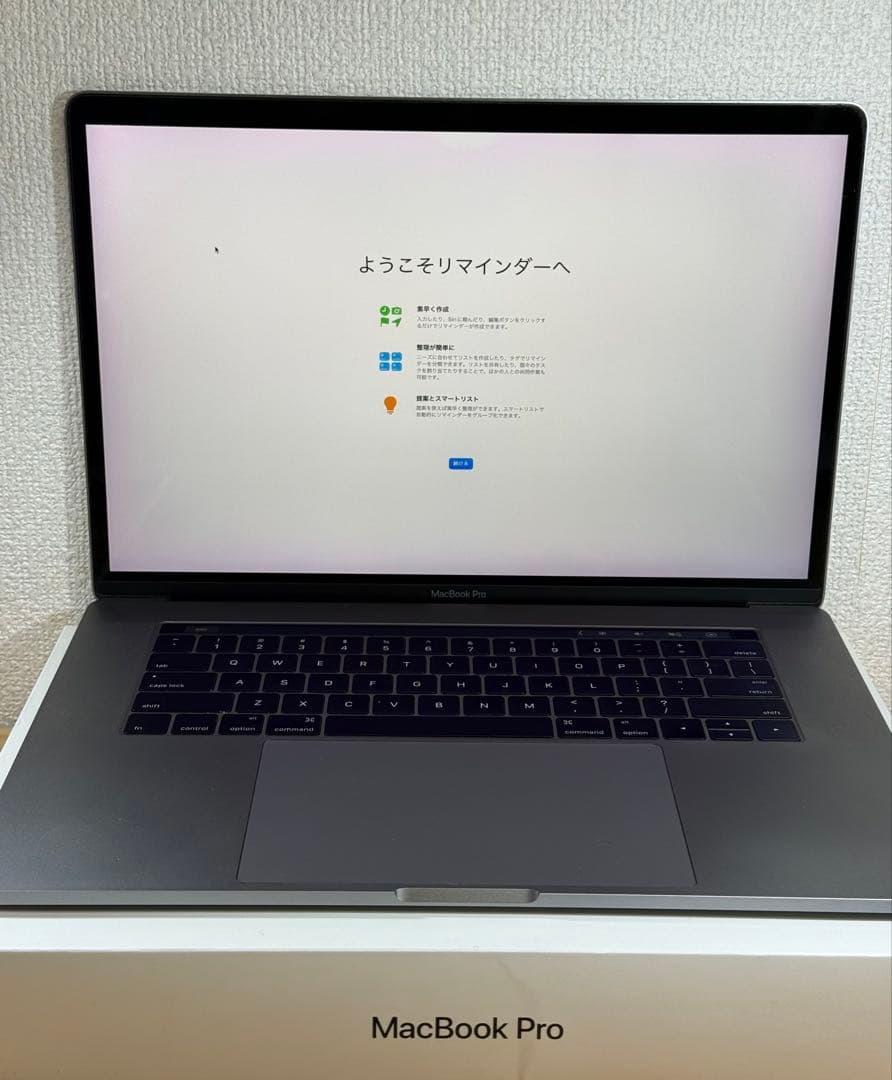 MacBook本体 MacBook Pro 15 2016 Touch Bar i7/16/500