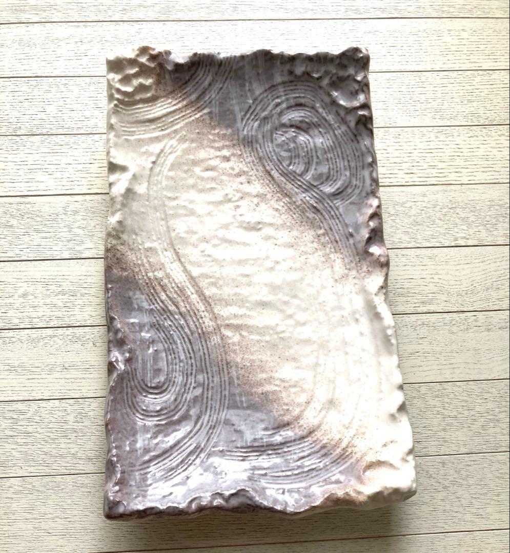 万古焼　志野脚付き長角皿　大皿　一点物　新品未使用品　白　渋い和食器