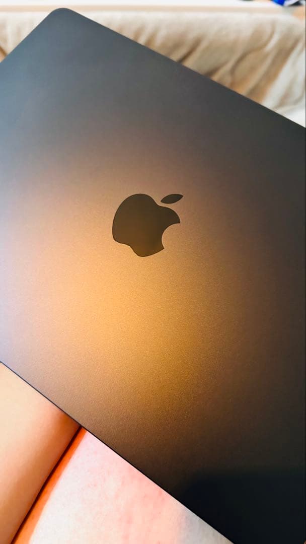 Apple MacBook Air M2チップ搭載モデル