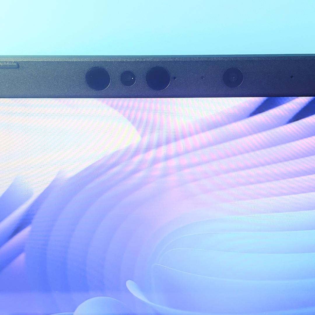 超美品！8世代Core i7・16GB・SSD500・ブルーレイ・ノートパソコン