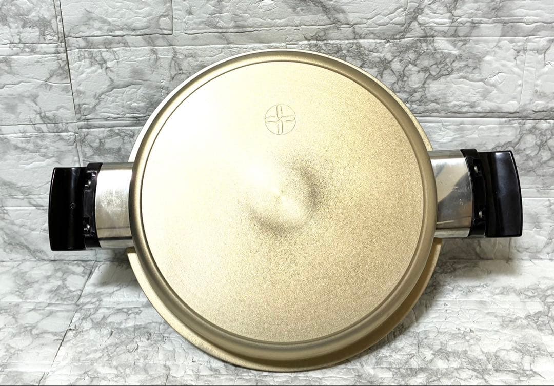 【希少 美品】しばのキッチン 両手鍋 ガラス蓋 最高級ゴールドシリーズ