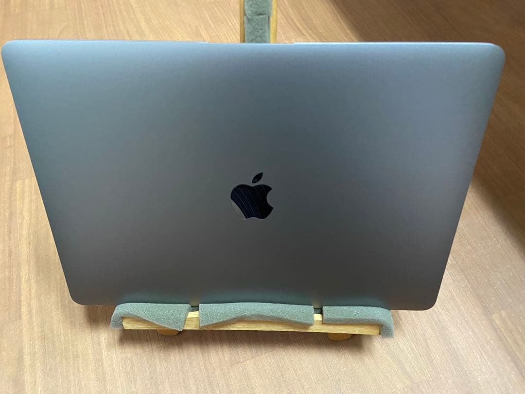 MacBook本体 2019 Apple MacBook Air A1932 i5 8GB256GB
