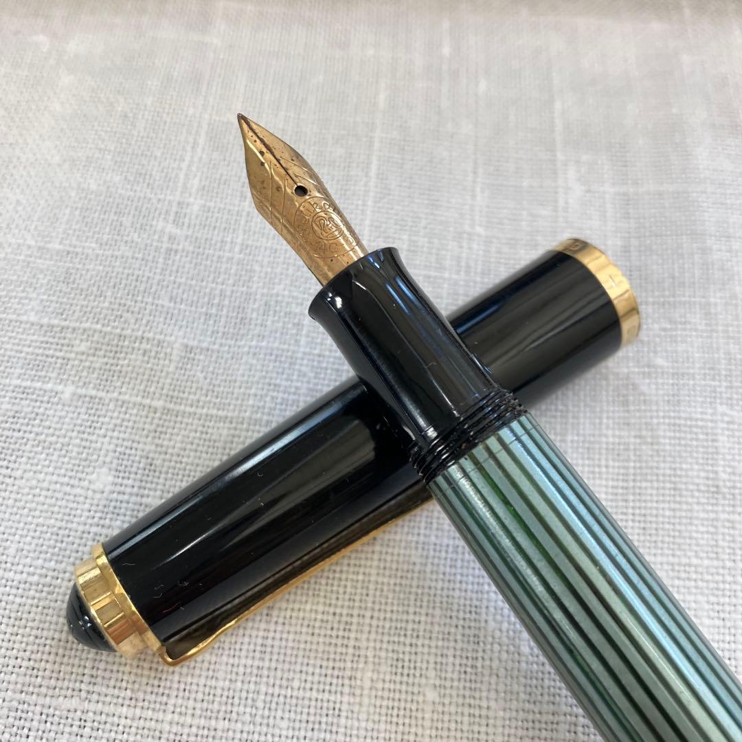 ヴィンテージ ペリカン 400万年筆　グリーン縞