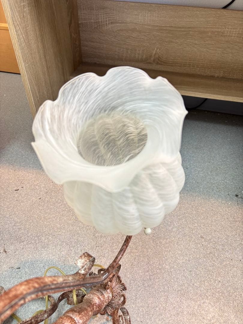 シャンデリア 3灯 ホワイトガラス