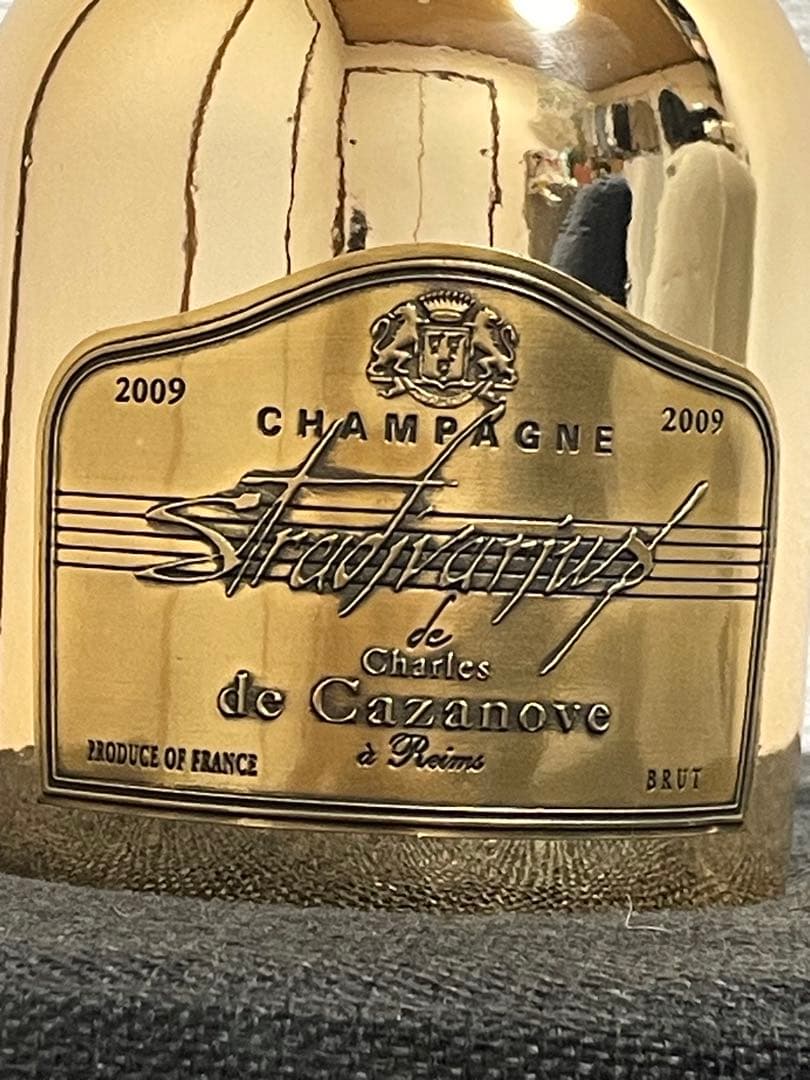 【特価】シャンパン　シャルル ド カザノーヴ ストラディバリ ウス　2009年