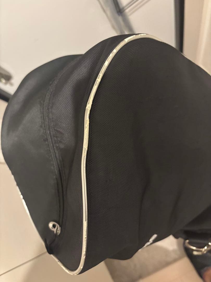 TaylorMade キャディバッグ 白黒