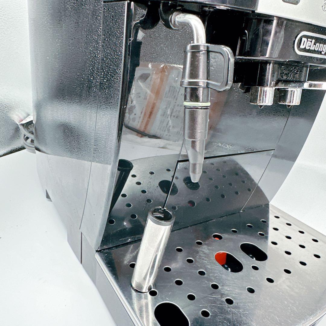 デロンギ　Magnifica S ECAM22112B コーヒー　マグニフィカ