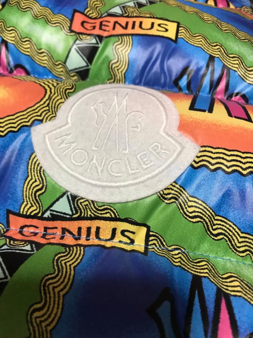 2 未使用 正規 本物 MONCLE ダウンベスト L M 20万 ジャケット