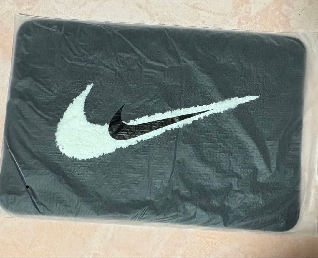 【日本未発売】新品　NIKE ナイキ ラグ マット