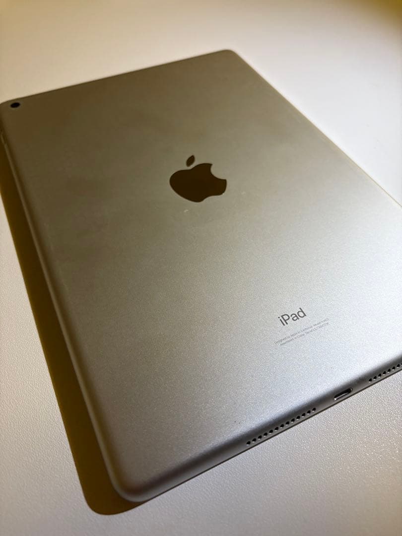 Apple iPad 第9世代 シルバー 本体 64GB