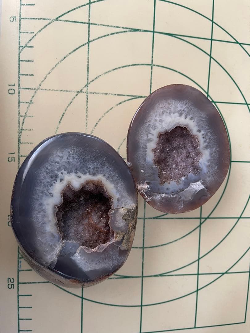 天然石　トレジャー瑪瑙聚宝盆 と　高透明　綺麗　水晶うさぎ　バラ可