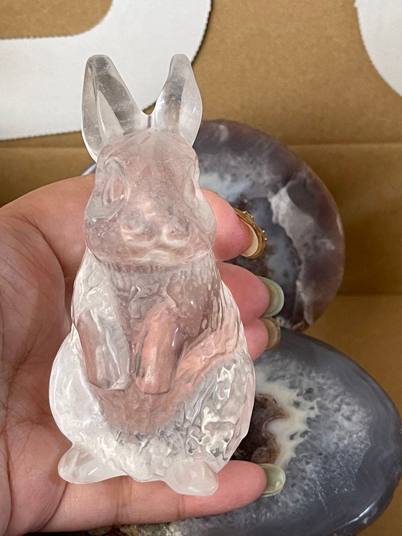 天然石　トレジャー瑪瑙聚宝盆 と　高透明　綺麗　水晶うさぎ　バラ可