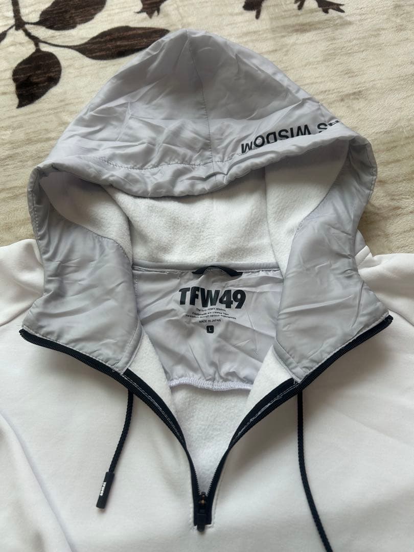 TFW49 コンビネーションパーカーＬ