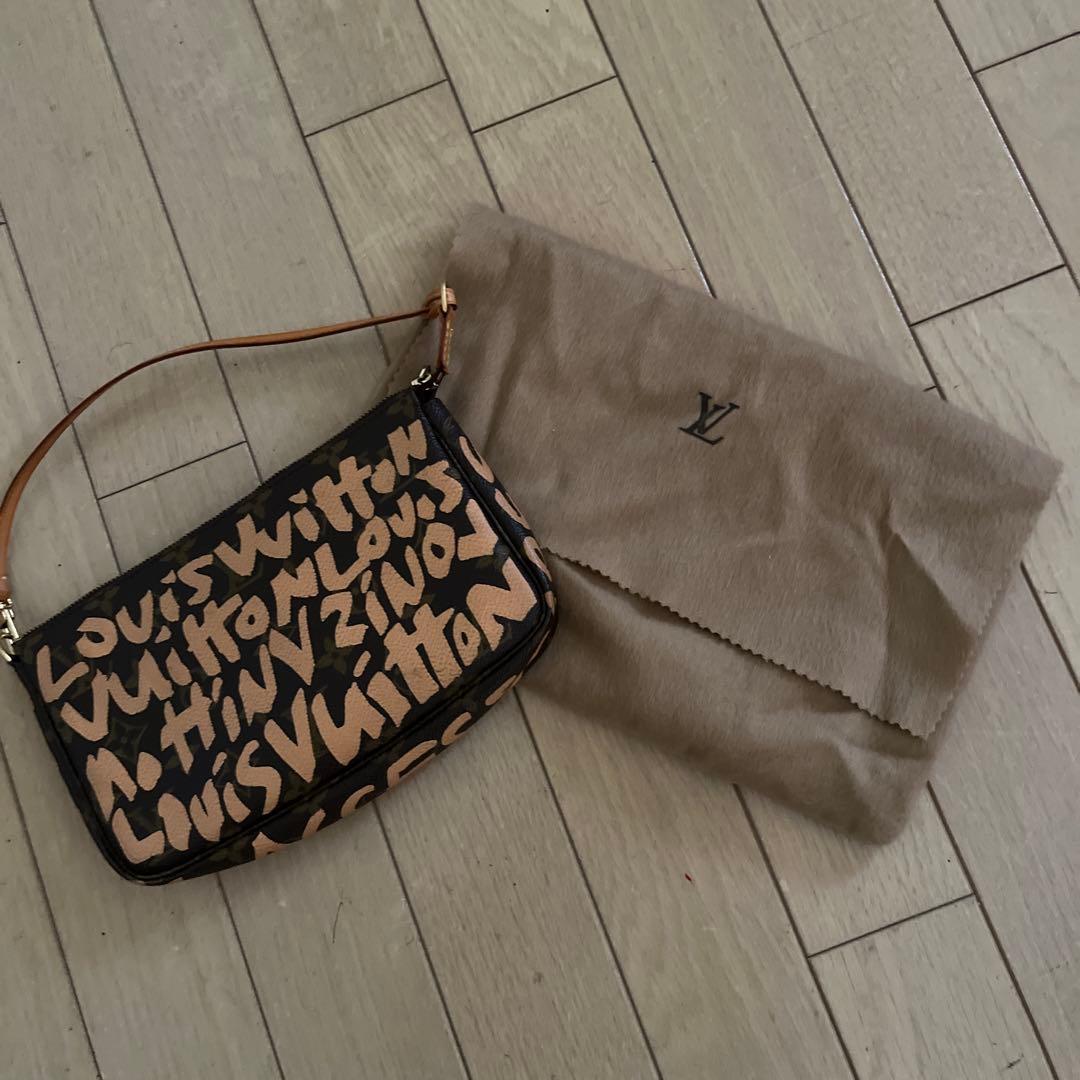 IMTSHルイヴィトン モノグラム グラフィティ アクセソワール