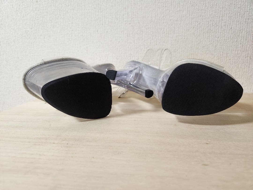 PLEASER 17cm厚底クリアサンダル　1回のみ使用 サイズ6(23.5)